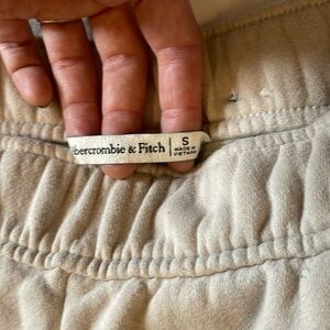 Abercrombie & Fitch sweats